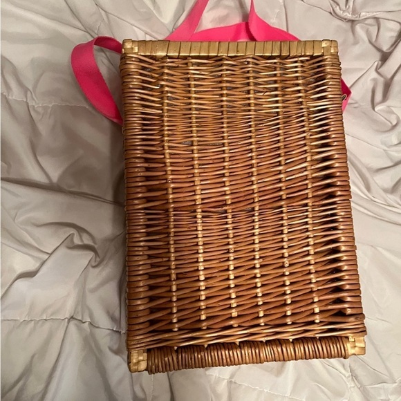 NEW LILLY PULITZER WICKER WINE COOLER AND CARRIER HOLDS TWO BOTTLES - Picture 2 of 3